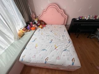 (Category: ) located in . Submitted by weixiong14 (Listing ID 1301038279, Image 1). Description: .