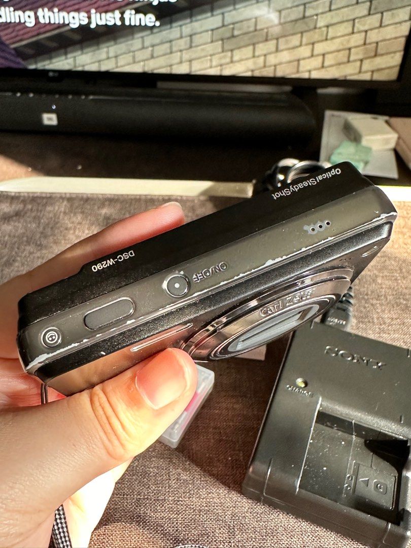 Digicam Sony Cybershot DSC W290 (Category: Cameras) located in Quezon City. Submitted by ssamjang (Listing ID 1301023500, Image 3). Description: Selling my 1 week old Sony Cybershot DSC W290! Bought this from Carousell (condition: preloved) about a week ago and decided to get another camera after taking this for a dry run (just to see how I like using digital cameras!) Ganito ko na siya nabili, with the defect on the LCD. It does not affect camer