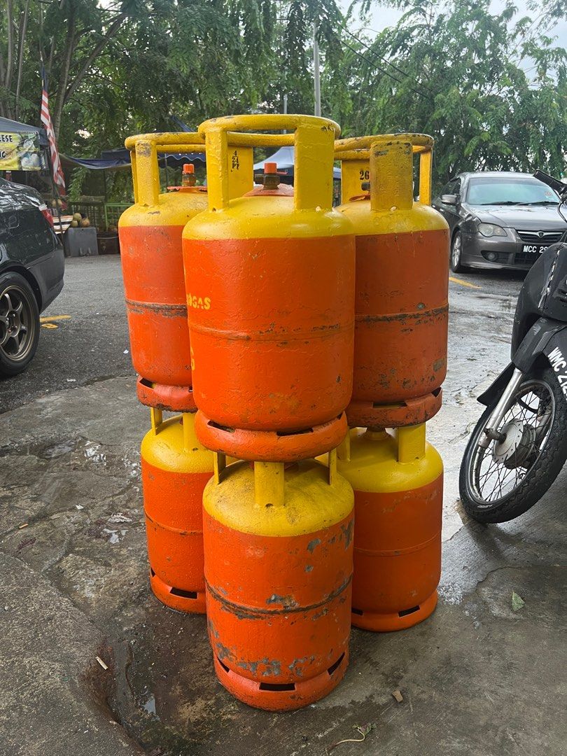 Tong Gas besar Baru dan Kosong 14kg, TV & Home Appliances, Kitchen Appliances, Other Kitchen