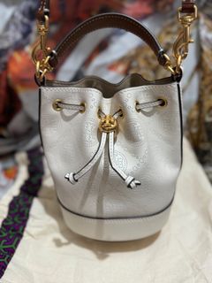 （分類：）位於 。 由 nicolachansw 提交（商品編號 1301020181，圖片 1）。簡介： 。