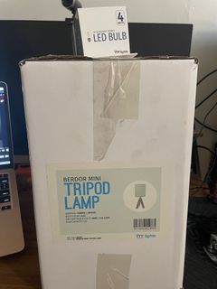 Tripod Lamp Mandaue with bulb