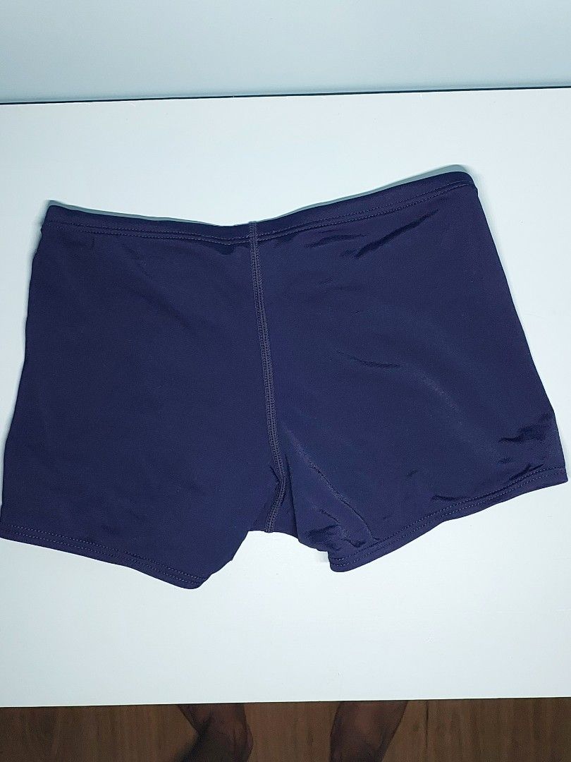 Tyr durafast swim trunks 26in (Category: Activewear) located in Mandaluyong City. Submitted by tightstuffs (Listing ID 1301074339, Image 3). Description: Tyr swim trunks 26inches durafast (same as speedo endurance) RFS: decluttering buyer ships.
