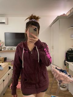 (Category: ) located in . Submitted by declutterxcloset (Listing ID 1300943645, Image 1). Description: .