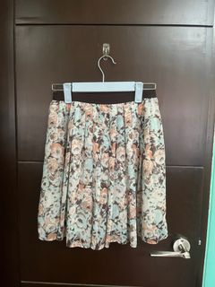 UNIQLO Floral Skirt