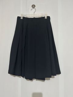 Uniqlo Navy Blue Pleated Skirt