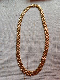 US-made Gold Tone Chunky Choker/Necklace with Embossed Design
