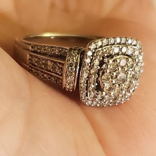 Vintage 10k white gold coctail diamond ring size 5 to 5.5