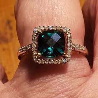 Vintage emerald diamonds, 14k solid ring, size 6 to 6.5