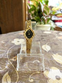 Vintage Sarah Coventry Dainty Gold Watch