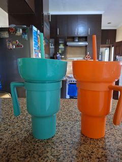 Water Tumbler w straw and snacks container