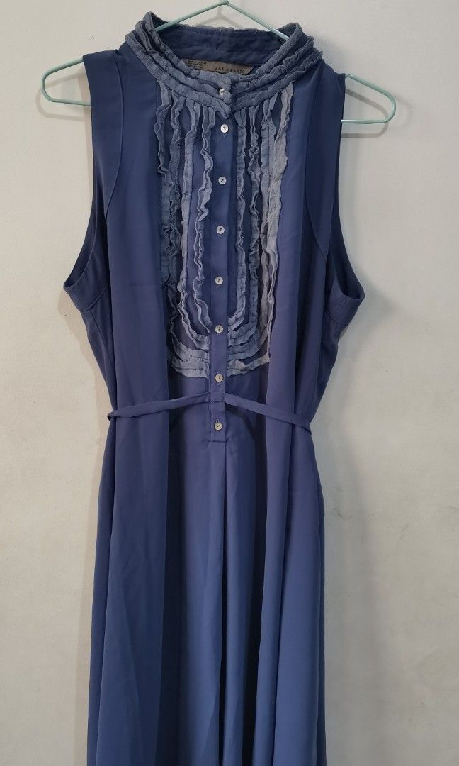 Zara basic (Category: Dresses) located in Meycauayan. Submitted by nize030223 (Listing ID 1301092015, Image 1). Description: .