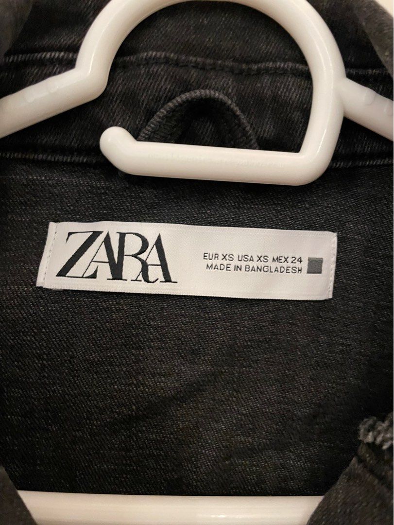 Zara Denim Jacket (Category: Coats, Jackets and Outerwear) located in Quezon City. Submitted by declutterxcloset (Listing ID 1300943007, Image 2). Description: Like new, what you see is what you get ☺️.