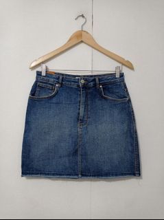 Zara Women Soft Stretch Denim Mini Skirt