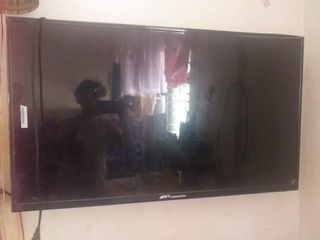 40INCHES SMART TV