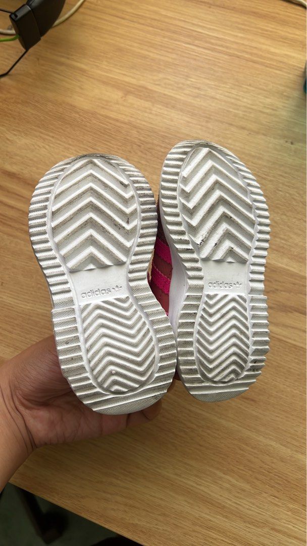 Adidas rubbes shoes (Category: Babies & Kids Fashion) located in Cavite. Submitted by tuffluv (Listing ID 1302566540, Image 3). Description: .