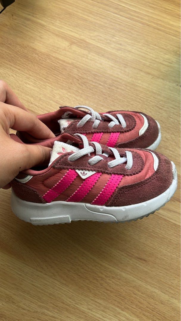 Adidas rubbes shoes (Category: Babies & Kids Fashion) located in Cavite. Submitted by tuffluv (Listing ID 1302566540, Image 2). Description: .