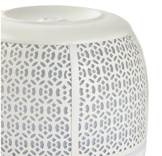 Anko 500ml Spa Aroma Diffuser with LED (Category: Air Purifiers & Dehumidifiers) located in Pasay City. Submitted by meostore (Listing ID 1302638621, Image 3). Description: Product Details Create a calm and relaxed ambiance in your living space with this spa aroma diffuser. 3 timer option: 1 hour, 3 hours, 6 hours or steady on 7 LED light colour options allow for different colour cycling or single colour glow Misting mode Fragrance not included C