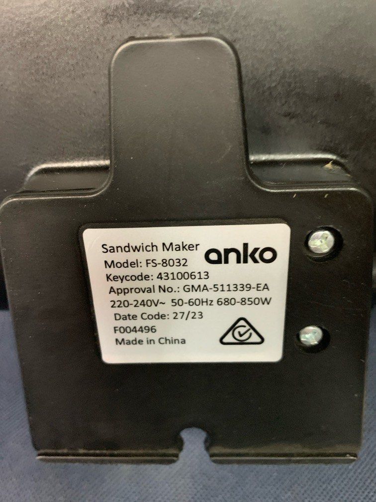 Anko Sandwich Maker Matt Black 220volts (Category: Cookware & Accessories) located in Pasay City. Submitted by enrico_appliances (Listing ID 1302573329, Image 3). Description: excellent condition 220 volts missing lock issue.
