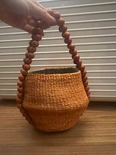 Aranaz orange mini bag with wooden bead strap