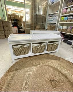 BabySM Shop WOODEN BENCH WITH 3 LARGE RATTAN BASKETS FREE WITH CLOTH