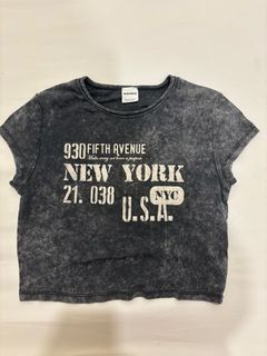 (Category: ) located in . Submitted by cocothrift.co (Listing ID 1302678686, Image 1). Description: .