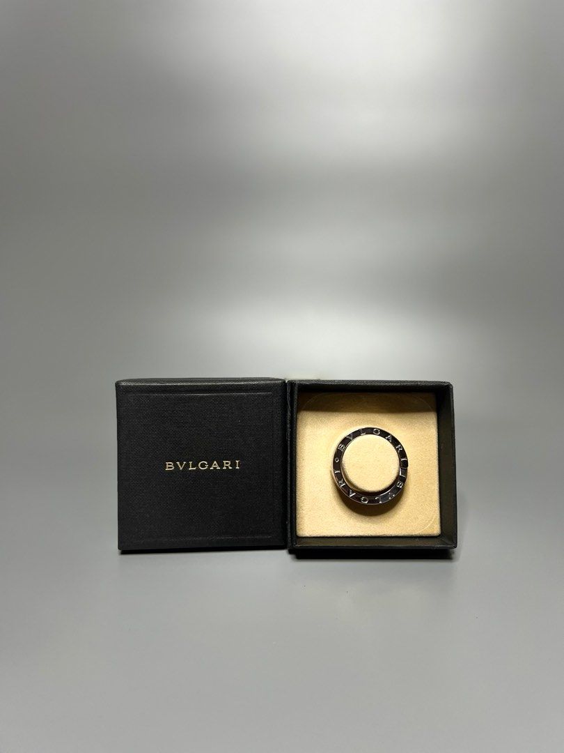 BVLGARI Keyring/Pendant (Category: Necklaces) located in Manila. Submitted by zapantaesther (Listing ID 1302698822, Image 2). Description: Authentic BVLGARI Keyring/Pendat In excellent condition With box only Can be used as keyring or pendant as seen on bvlgari website.