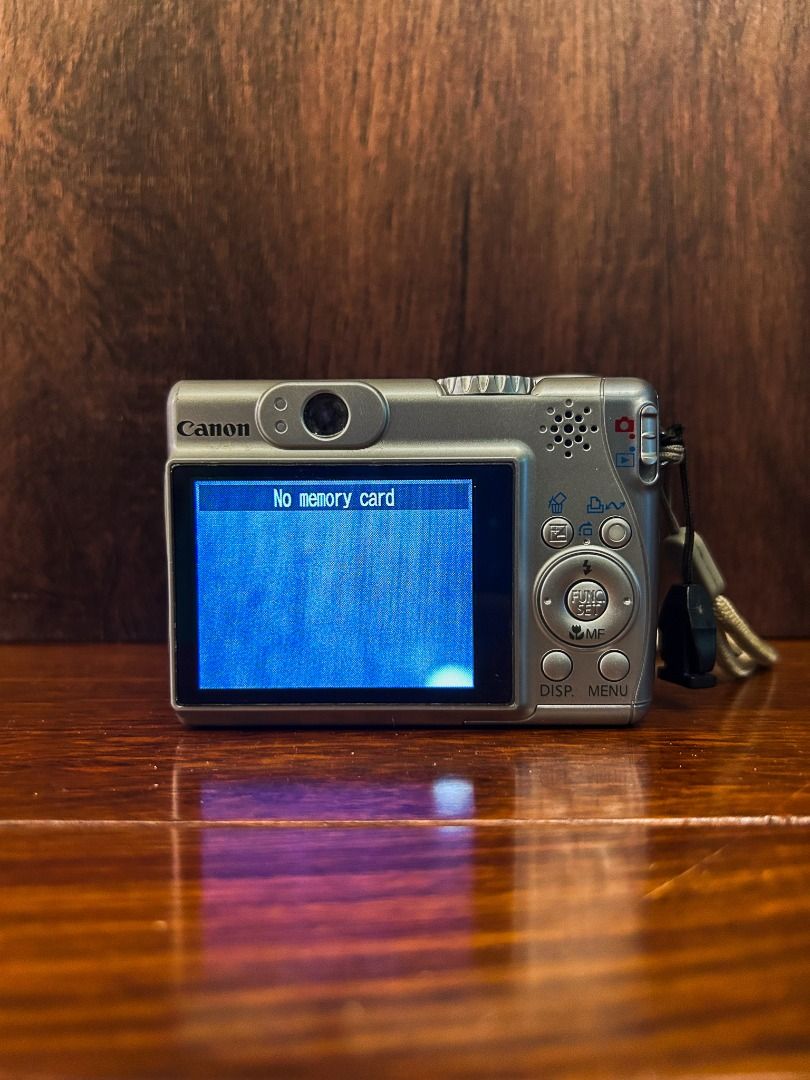 Canon Powershot A540 Canon PowerShot A540 6.0メガピクセル Canon