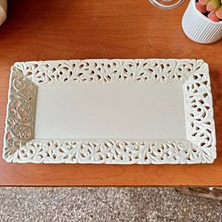 Ceramic decorative tray