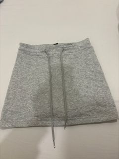(Category: ) located in . Submitted by cocothrift.co (Listing ID 1302705318, Image 1). Description: .