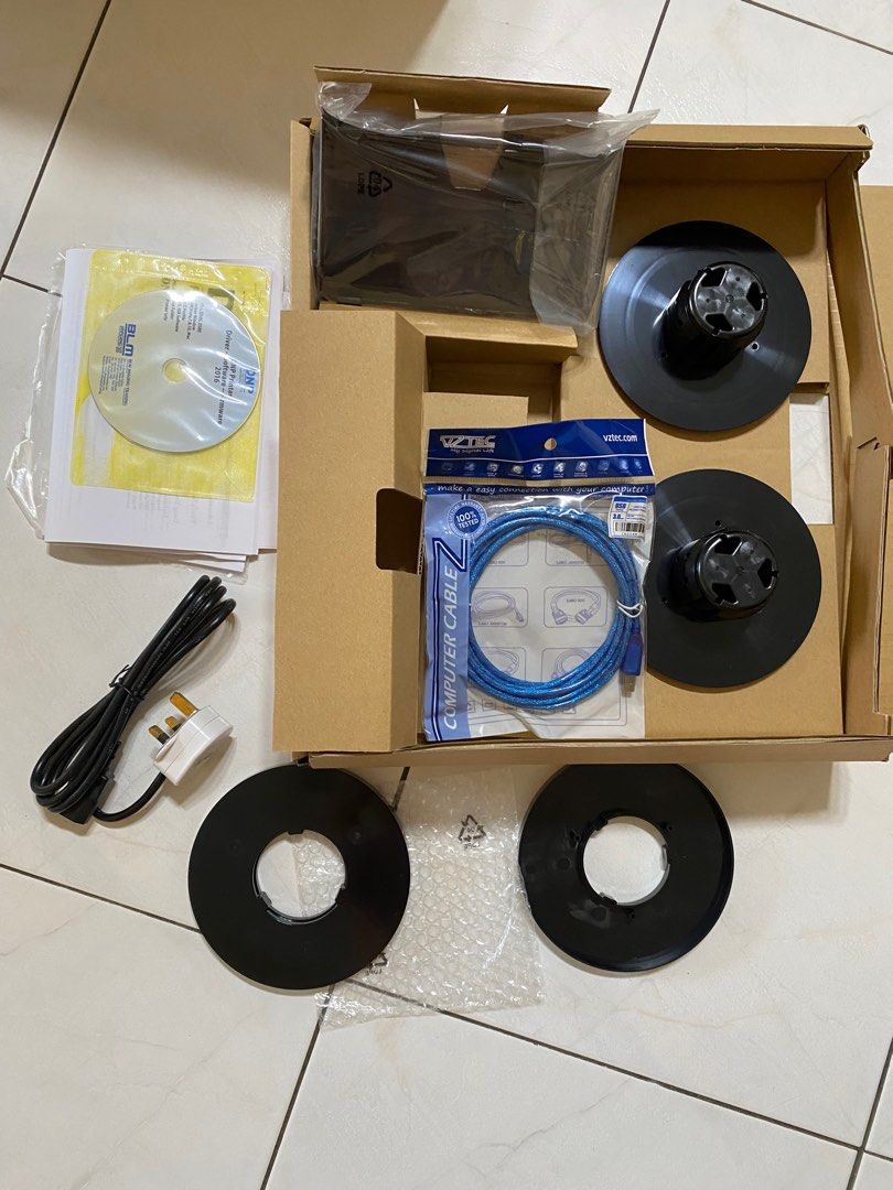 DNP DSRX1 HS DIGITAL PHOTO BOOTH PRINTER (BK) NEW SET.( ONE YEAR