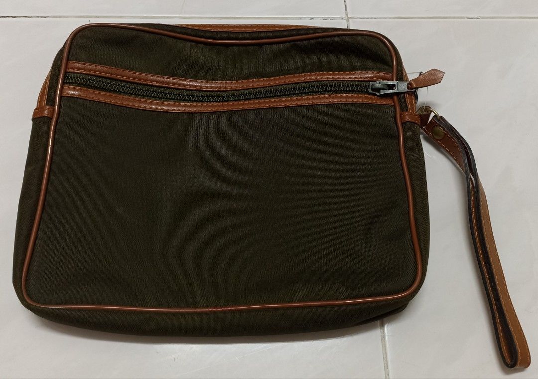 Vintage 90s Dunhill Men Clutch Bag Size Medium Made in France Men s Fashion Bags Belt bags Clutches and Pouches on Carousell