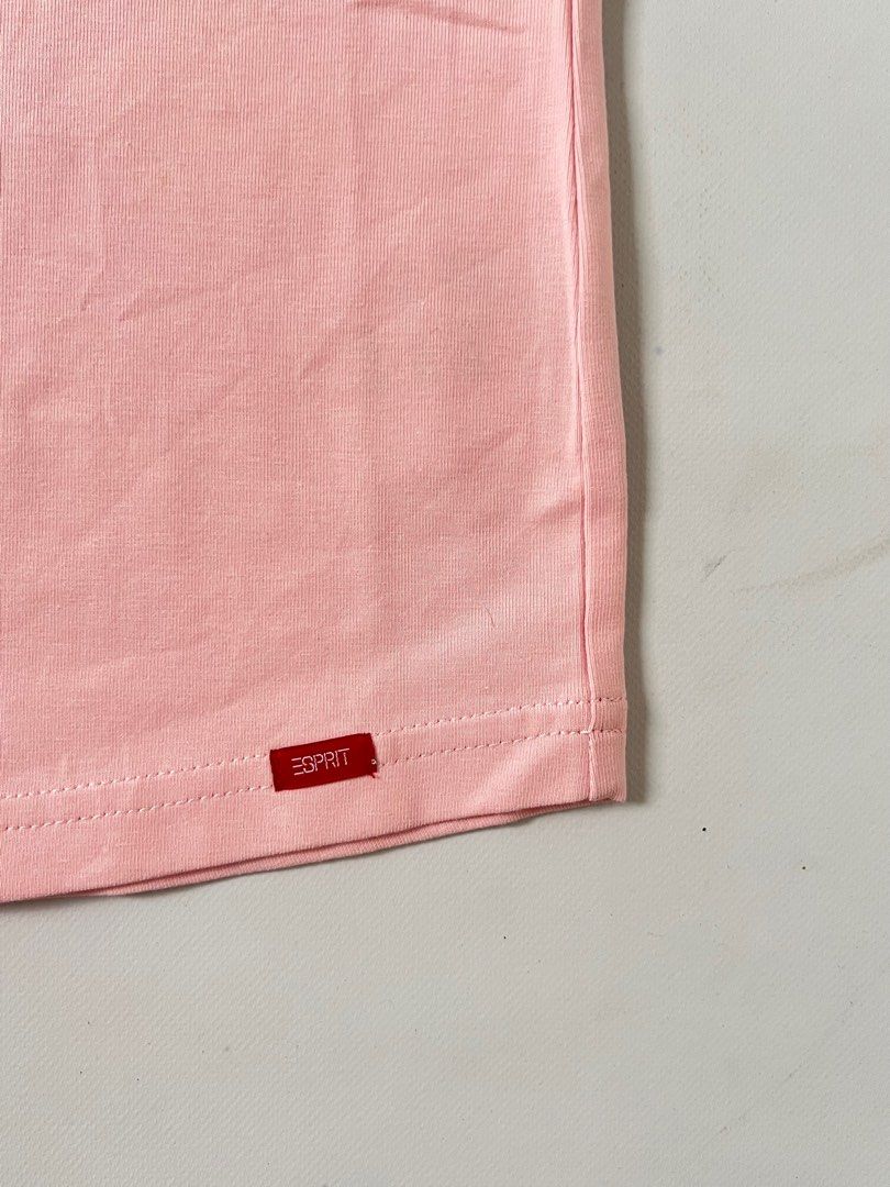 esprit babypink halter top BNWT (Category: Others Tops) located in Limay. Submitted by budolfindsrawrawr (Listing ID 1302709158, Image 3). Description: esp.rit babypink halter top BNWT S/M on tag L17.5 W12.5 .
