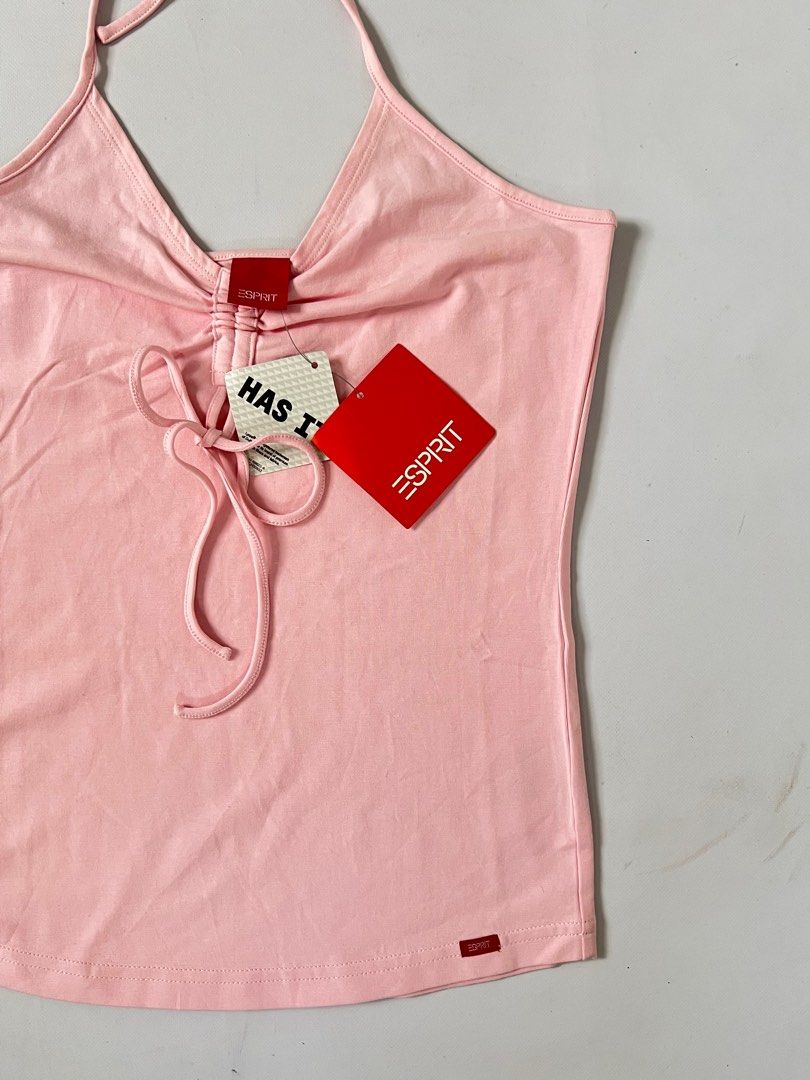 esprit babypink halter top BNWT (Category: Others Tops) located in Limay. Submitted by budolfindsrawrawr (Listing ID 1302709158, Image 2). Description: esp.rit babypink halter top BNWT S/M on tag L17.5 W12.5 .