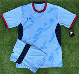 (Category: ) located in . Submitted by sgapparel (Listing ID 1302579329, Image 1). Description: .