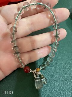 (Category: ) located in . Submitted by trendywickets (Listing ID 1302611038, Image 1). Description: .