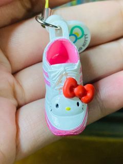 Hello kitty Rement (Shoe) Olympic mascot keychain 380