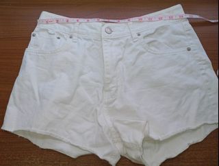 Highwaist White Shorts