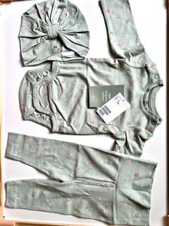 （分類：）位於 。 由 rosetm 提交（商品編號 1302606121，圖片 1）。簡介： 。