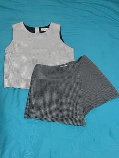 (Category: ) located in . Submitted by shopmnp (Listing ID 1302709246, Image 1). Description: .