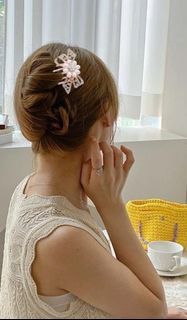 Korean Rhinestone Flower Hair Comb/Clip Hair Accessories