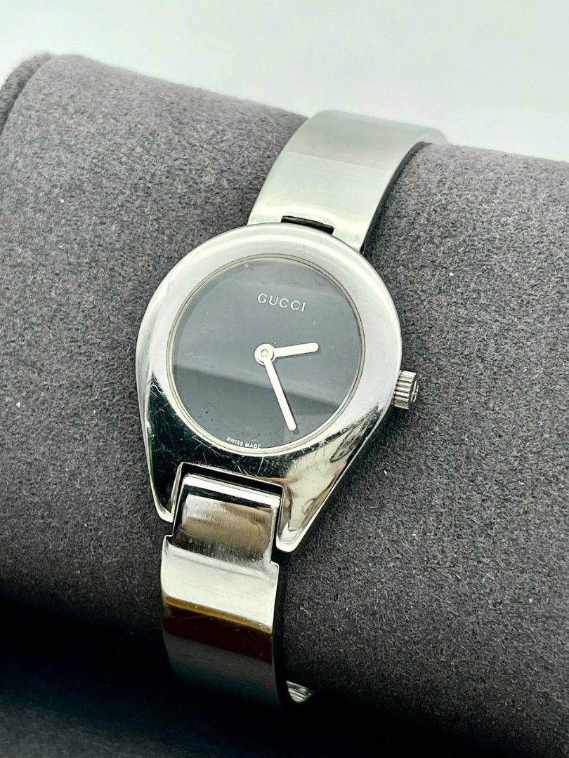 Ladies Gucci 6700L Black Dial Steel Bangle