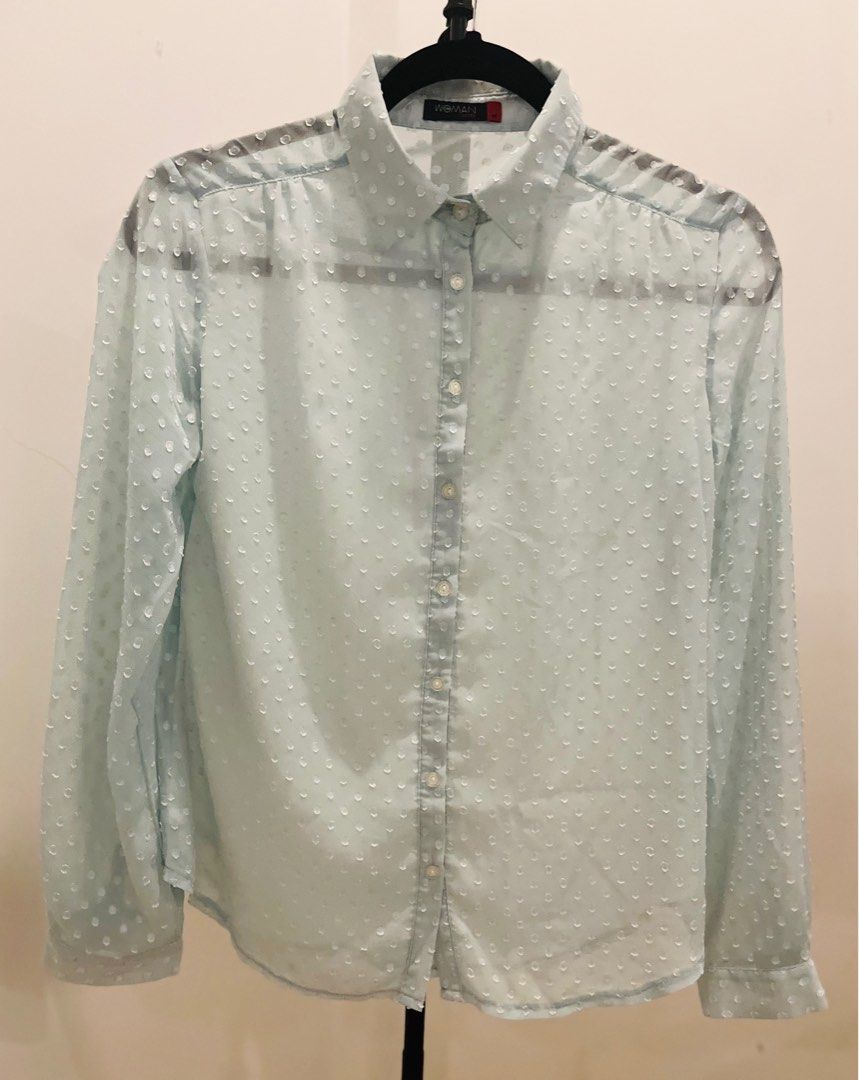 Light Mint Green Lace Longsleeve Polo (Category: Longsleeves) located in Talavera. Submitted by jtdeclutters (Listing ID 1302679272, Image 3). Description: Light and breezy. Front part has lining so it's not that see-through (per the photos). .