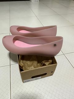 (Category: ) located in . Submitted by joychua111 (Listing ID 1302661885, Image 1). Description: .