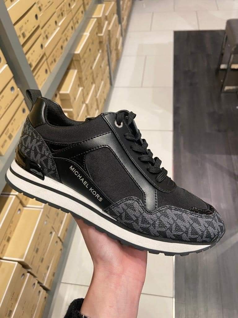 Michael kors trainers size 6 online