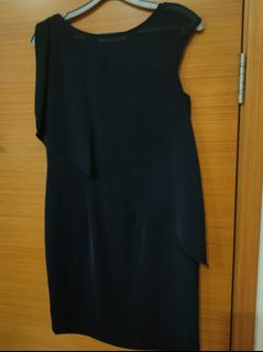 (Category: ) located in . Submitted by basiz_closet (Listing ID 1302669803, Image 1). Description: .