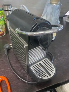 Nespresso Pixie c60