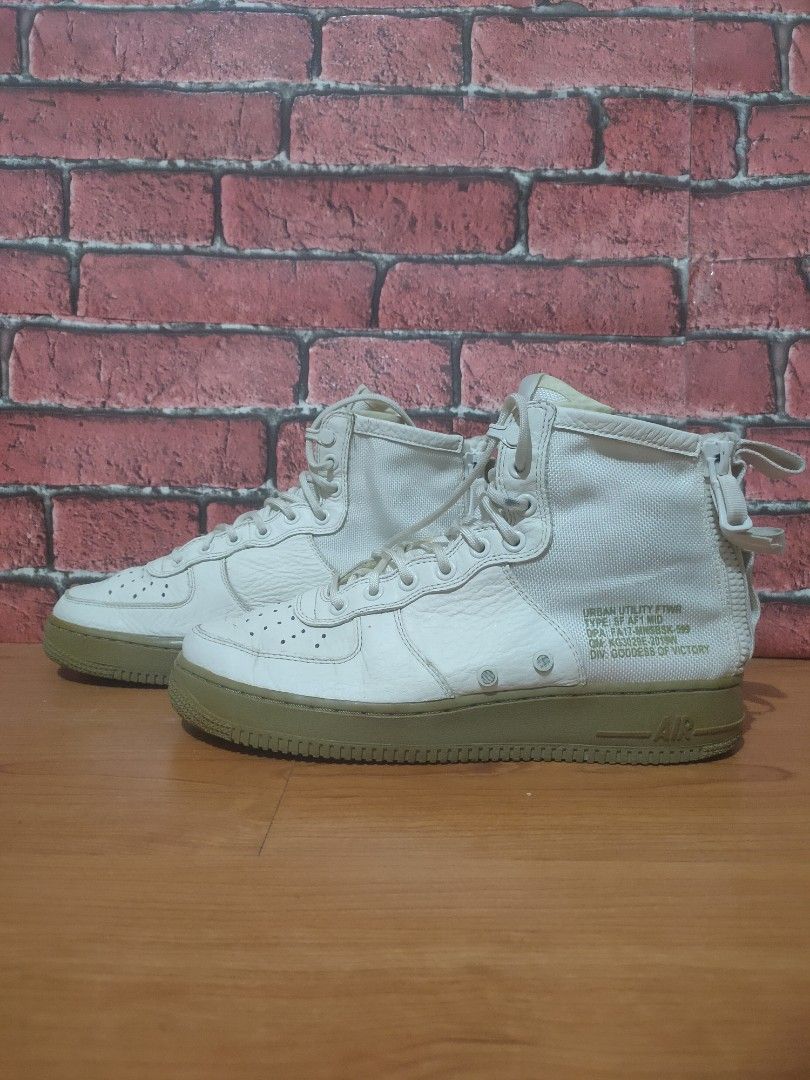 NIKE SF AIR FORCE 1 URBAN UTILITY FTWR Fesyen Pria Sepatu Sneakers di Carousell