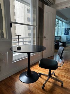 Nordic minimalist black coffee round table