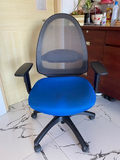 Office chair- Benithem