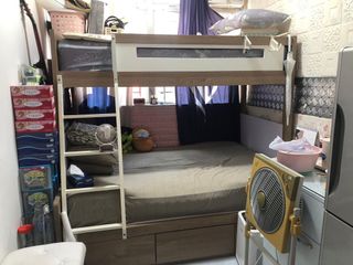 （分類：）位於 。 由 sr2888 提交（商品編號 1302626684，圖片 1）。簡介： 。